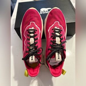 NWT Sorel Women's Kinetic Breakthru Day Lace Up Sneakers Shoes Sz 9.5